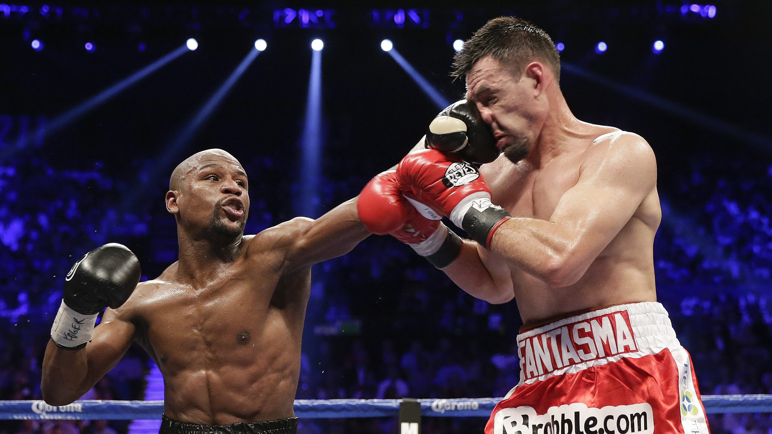 沙滩足球锦标赛观众人数持续增长，赛事商业化深化，2020沙滩足球锦标赛